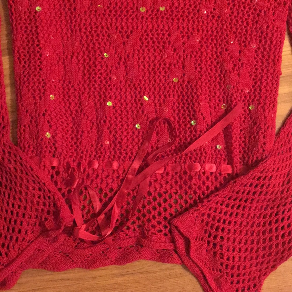 Red top - Picture 4 of 4